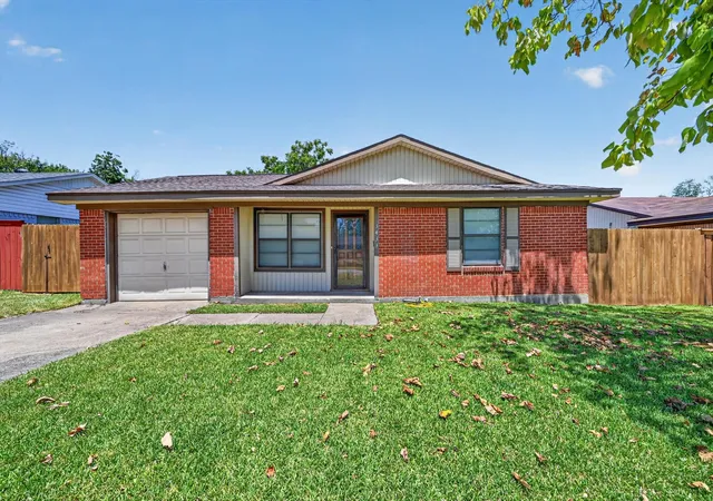 Photo 1 of Sale Pending at 3433 Sheryl Dr, Mesquite, TX 75150 | MLS# 21362086 | Listing updated on 2026-10-05