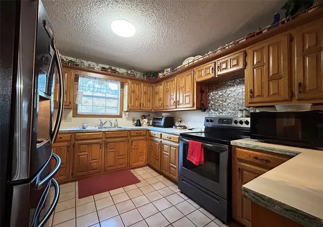 Photo 3 of Single family home for sale at 1799 County Road 4128, Cumby, TX 75433 | MLS# 21362020 | Listing updated on 2026-08-20