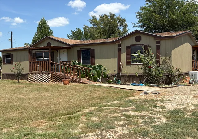 Photo 2 of Manufactured home for sale at 3056 County Road 2436, Sulphur Springs, TX 75482 | MLS# 21346103 | Listing updated on 2026-08-18