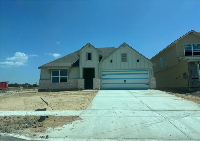 Photo 1 of Sale Pending at 10217 Neptune Ct, Waco, TX 76708 | MLS# 21362195 | Listing updated on 2026-08-24
