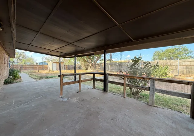 Photo 3 of Single family home for sale at 5211 Longshore Dr, Big Spring, TX 79720 | MLS# 21359318 | Listing updated on 2026-08-18