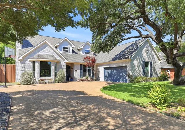 Photo 1 of Single family home for sale at 8814 Sanshire Ave, Dallas, TX 75231 | MLS# 21362229 | Listing updated on 2026-08-18