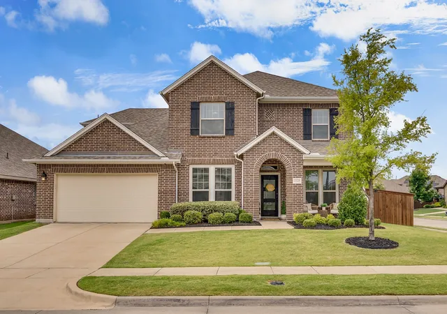 Photo 1 of Single family home for sale at 1649 Deerpath Dr, Forney, TX 75126 | MLS# 21358013 | Listing updated on 2026-10-07