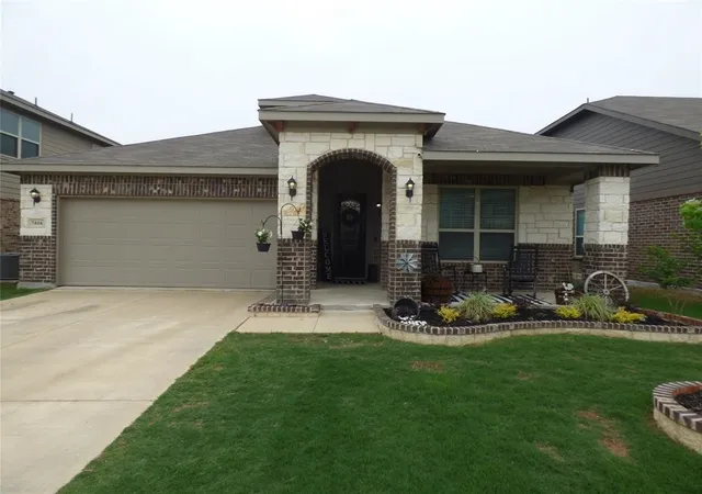 Photo 1 of Single family home for sale at 7416 Boat Wind Rd, Fort Worth, TX 76179 | MLS# 21356005 | Listing updated on 2026-08-18