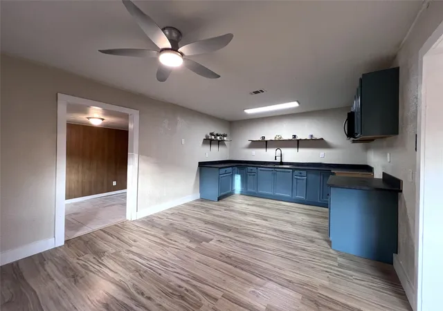 Photo 3 of Single family home for sale at 628 Harrison St, Shreveport, LA 71106 | MLS# 21362264 | Listing updated on 2026-08-20
