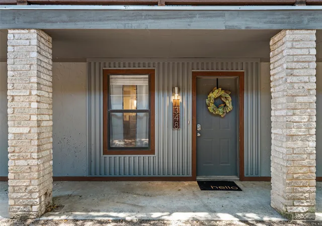 Listing Photo 5 - Condo for sale in building located at 1348 12th St, Waco, TX 76706