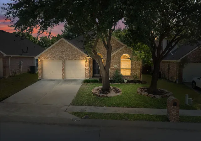 Photo 2 of Single family home for sale at 509 Crutcher Xing, Mc Kinney, TX 75072 | MLS# 21355489 | Listing updated on 2026-08-27