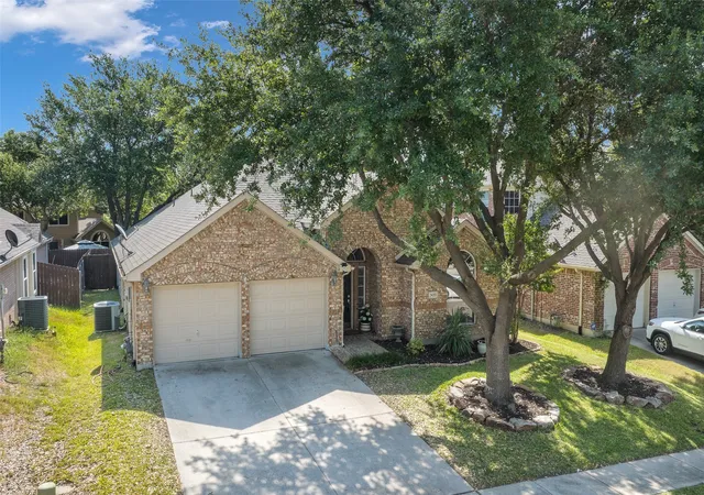 Photo 3 of Single family home for sale at 509 Crutcher Xing, Mc Kinney, TX 75072 | MLS# 21355489 | Listing updated on 2026-08-27