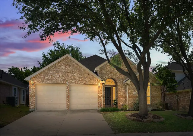 Photo 3 of Single family home for sale at 509 Crutcher Xing, Mc Kinney, TX 75072 | MLS# 21355489 | Listing updated on 2026-08-27