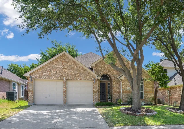 Photo 4 of Single family home for sale at 509 Crutcher Xing, Mc Kinney, TX 75072 | MLS# 21355489 | Listing updated on 2026-08-27