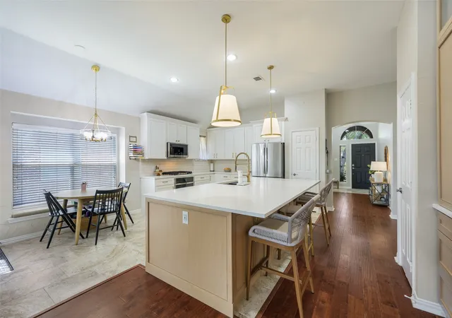 Photo 3 of Single family home for sale at 509 Crutcher Xing, Mc Kinney, TX 75072 | MLS# 21355489 | Listing updated on 2026-09-23