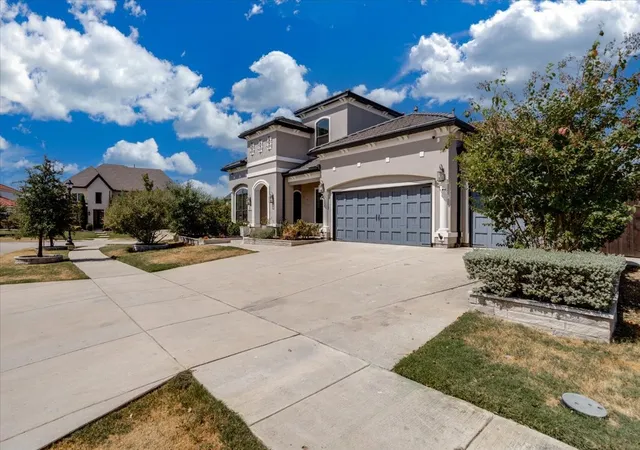Photo 3 of Single family home for sale at 510 Spurlock St, Frisco, TX 75036 | MLS# 21356462 | Listing updated on 2026-10-07