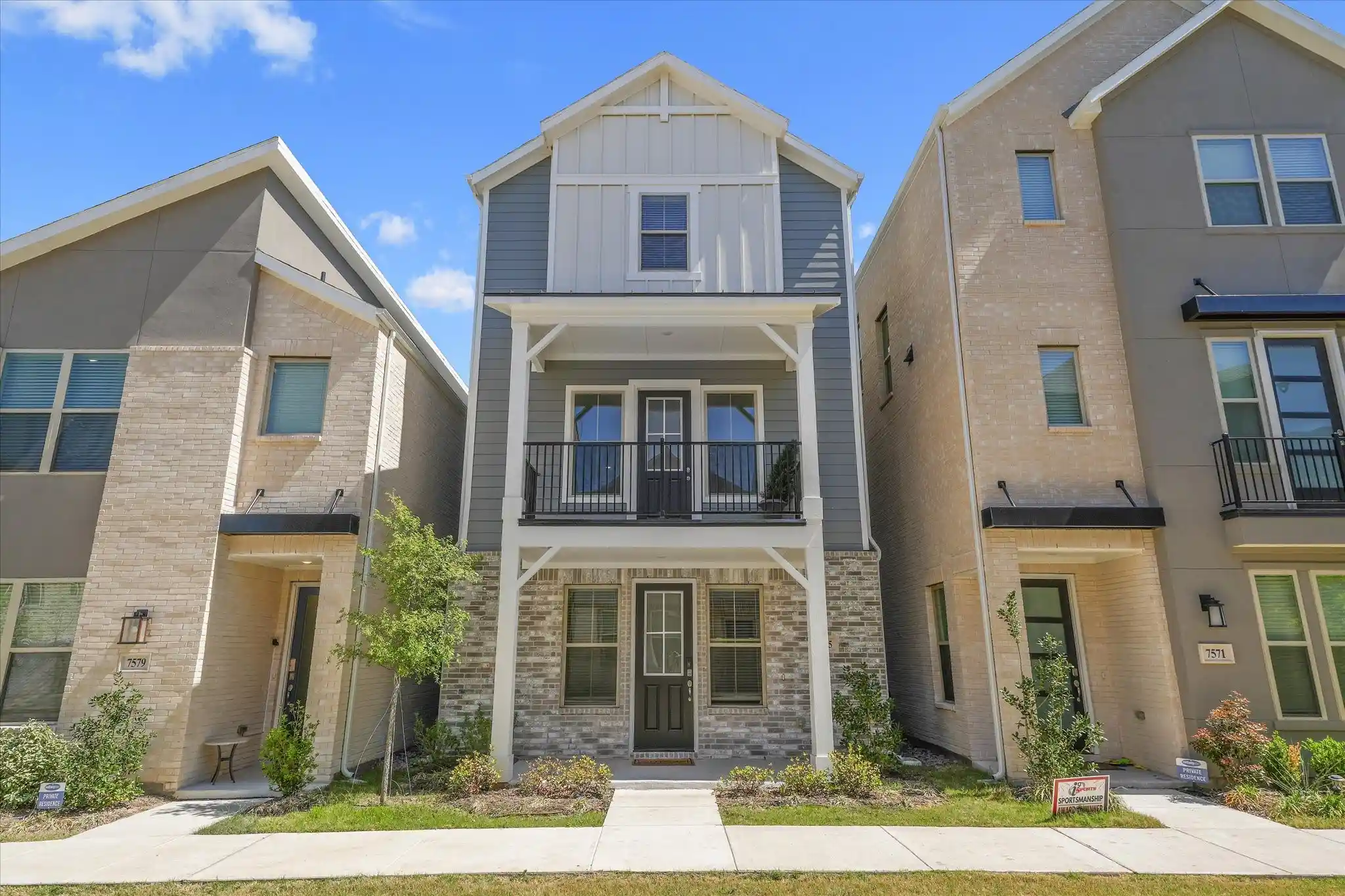 Photo 1 of Single family home for sale at 7575 Millingston Rd, Dallas, TX 75228 | MLS# 21362295 | Listing updated on 2026-10-18