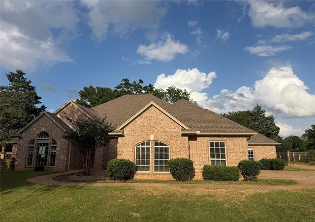 Photo 3 of Single family home for sale at 120 Burton St, Longview, TX 75603 | MLS# 21362318 | Listing updated on 2026-08-18