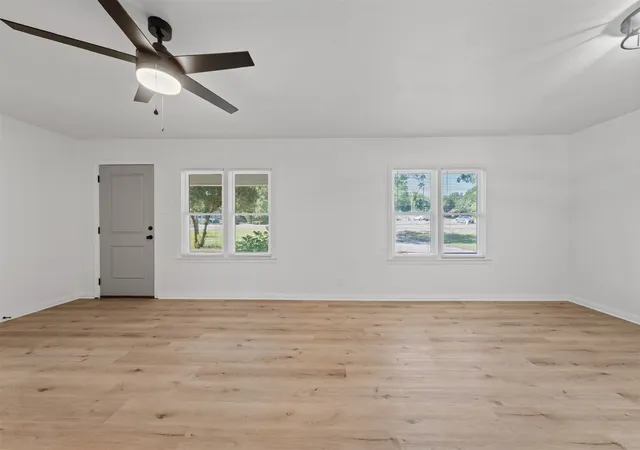 Photo 3 of Sale Pending at 903 E Avenue C, Valley Mills, TX 76689 | MLS# 21361592 | Listing updated on 2026-10-06