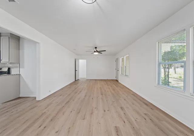 Photo 4 of Sale Pending at 903 E Avenue C, Valley Mills, TX 76689 | MLS# 21361592 | Listing updated on 2026-10-06