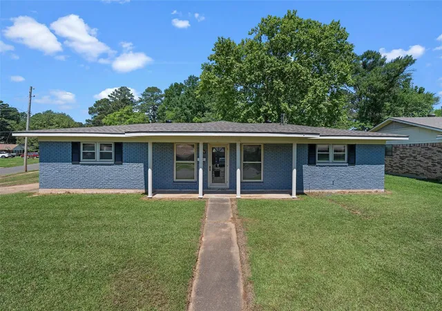 Photo 1 of Single family home for sale at 9034 Avalon Dr, Shreveport, LA 71118 | MLS# 21362326 | Listing updated on 2026-08-20