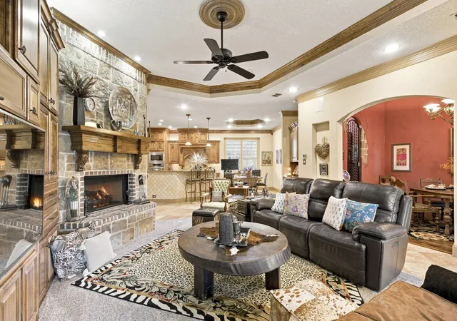Photo 4 of Single family home for sale at 613 Sophie Ln, Colleyville, TX 76034 | MLS# 21360901 | Listing updated on 2026-08-18