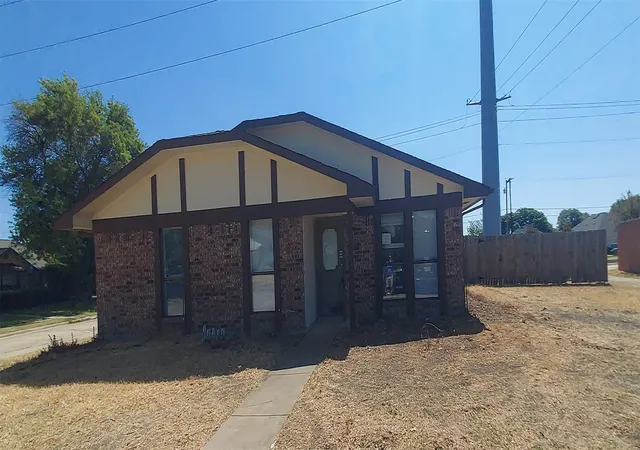 Photo 2 of Single family home for sale at 4102 Blacksmith Dr, Garland, TX 75044 | MLS# 21298473 | Listing updated on 2026-08-20