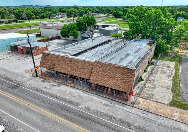 Photo 2 of Land for sale at 110 N Wickham St, Alvord, TX 76225 | MLS# 21362430 | Listing updated on 2026-08-18