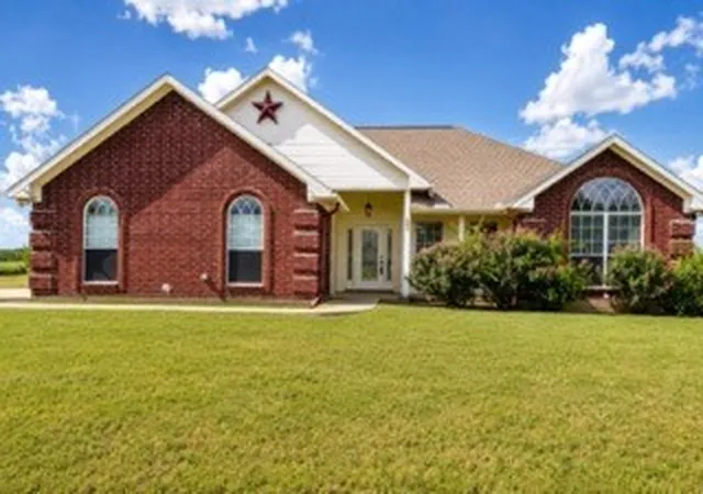 Photo 1 of Sale Pending at 639 County Road 4850, Leonard, TX 75452 | MLS# 21351662 | Listing updated on 2026-08-29