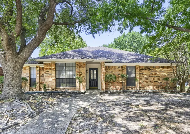 Photo 1 of Sale Pending at 734 Swallow Dr, Coppell, TX 75019 | MLS# 21360676 | Listing updated on 2026-10-06