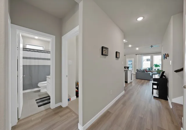 Photo 4 of Sale Pending at 10621 Tuxinaw Trl, Fort Worth, TX 76179 | MLS# 21361632 | Listing updated on 2026-09-02