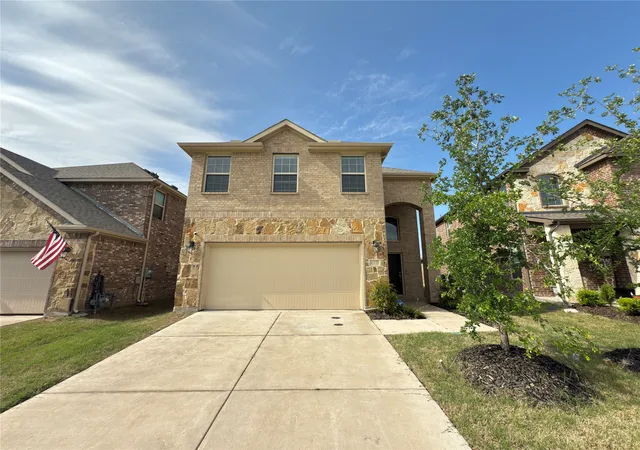 Photo 1 of Single family home for sale at 612 Liliana Ln, Anna, TX 75409 | MLS# 21362458 | Listing updated on 2026-08-18