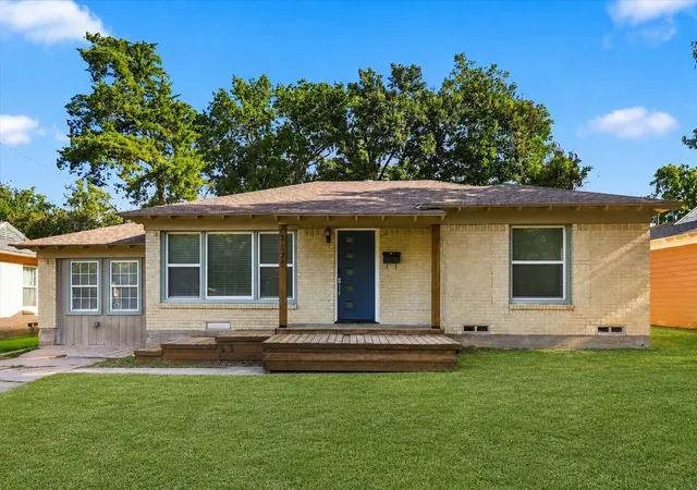 Photo 1 of Single family home for sale at 2125 Housley Dr, Dallas, TX 75228 | MLS# 21362471 | Listing updated on 2026-08-18