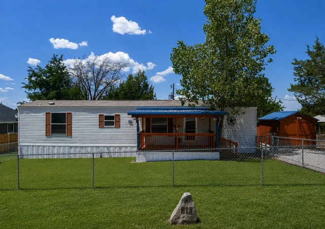 Photo 1 of Manufactured home for sale at 912 Pease River Dr, Granbury, TX 76048 | MLS# 21358233 | Listing updated on 2026-08-23