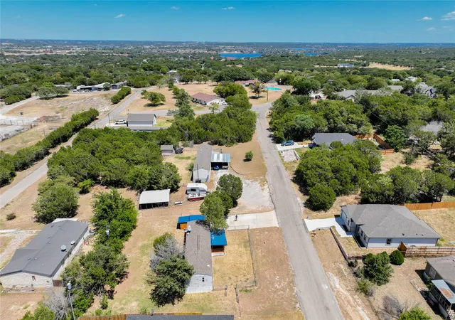 Photo 3 of Manufactured home for sale at 912 Pease River Dr, Granbury, TX 76048 | MLS# 21358233 | Listing updated on 2026-08-23