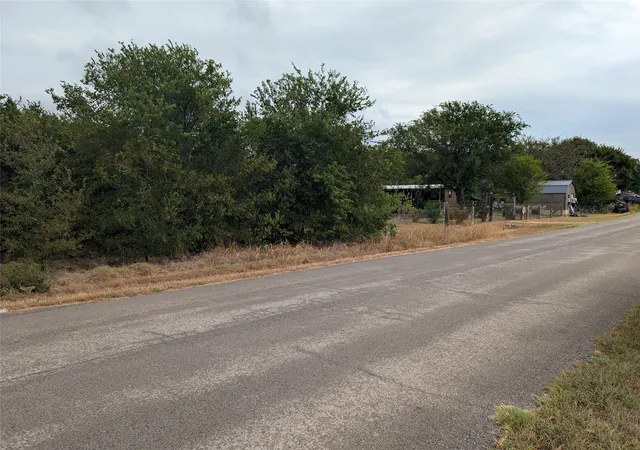 Photo 2 of Land for sale at 8919 Cartwright Dr, Cresson, TX 76035 | MLS# 21362499 | Listing updated on 2026-08-18