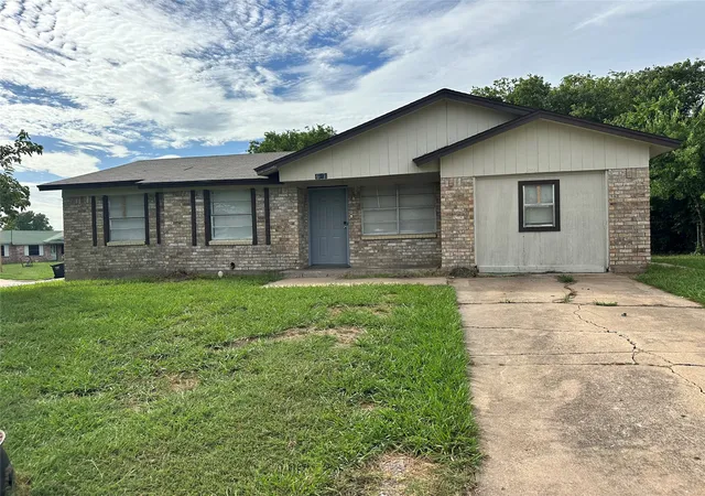 1st image of 4916 Mcdougal St, Greenville, TX 75401 | MLS# 21362510