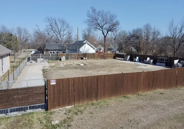 Photo 2 of Land for sale at 426 Sabine Ave, Cleburne, TX 76031 | MLS# 21362511 | Listing updated on 2026-08-18