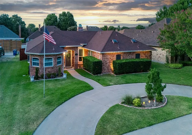Photo 1 of Single family home for sale at 703 Willow Brook Dr, Allen, TX 75002 | MLS# 21361182 | Listing updated on 2026-10-08