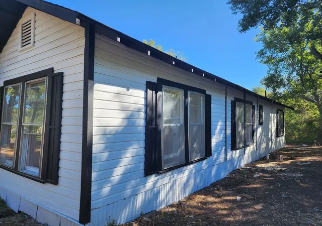 Photo 2 of Single family home for sale at 440 12th St Ne, Paris, TX 75460 | MLS# 21362595 | Listing updated on 2026-08-18