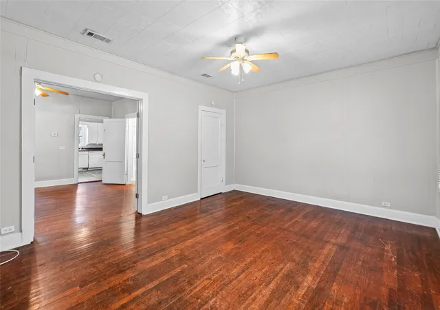 Photo 3 of House for sale at 1406 Sycamore St, Commerce, TX 75428 | MLS# 21362014 | Listing updated on 2026-09-01
