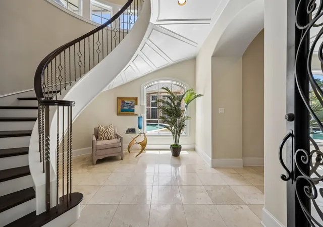 Photo 2 of Sale Pending at 6914 Oak Manor Dr, Dallas, TX 75230 | MLS# 21359048 | Listing updated on 2026-08-28