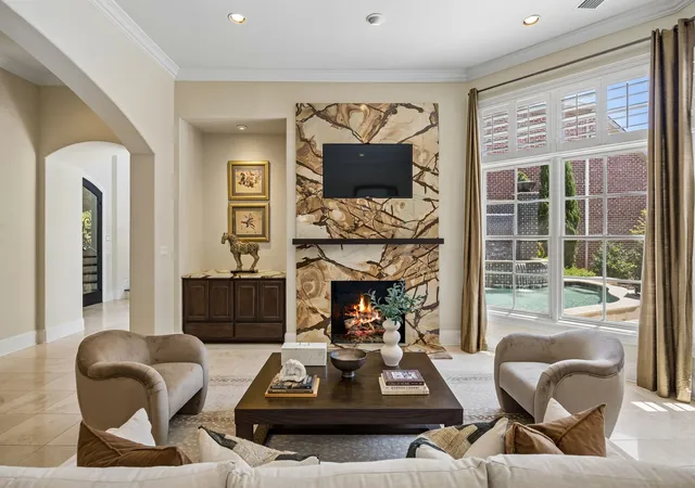Photo 3 of Sale Pending at 6914 Oak Manor Dr, Dallas, TX 75230 | MLS# 21359048 | Listing updated on 2026-08-28