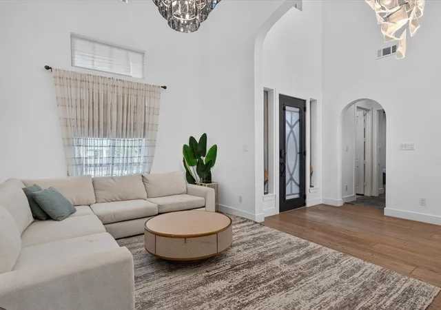 Photo 4 of Single family home for sale at 12736 Possum Kingdom Dr, Frisco, TX 75033 | MLS# 21362468 | Listing updated on 2026-09-20