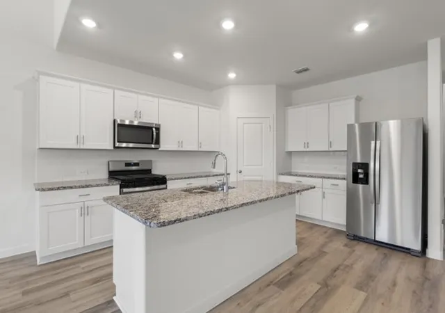 Photo 3 of Single family home for sale at 1563 Coldwater Wy, Crandall, TX 75114 | MLS# 21361399 | Listing updated on 2026-09-28