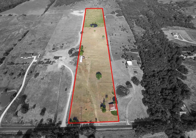 Photo 2 of Manufactured home for sale at 5634 County Road 1094, Celeste, TX 75423 | MLS# 21361746 | Listing updated on 2026-08-19
