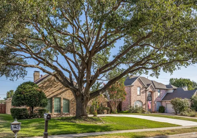 Photo 2 of Single family home for sale at 3405 Ashington Ln, Plano, TX 75023 | MLS# 21354893 | Listing updated on 2026-09-26