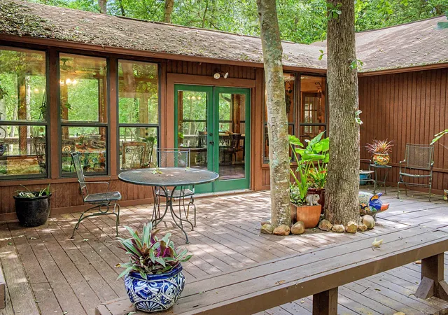 Photo 4 of Single family home for sale at 209 Woodfern Gln, Holly Lake Ranch, TX 75765 | MLS# 21355604 | Listing updated on 2026-09-01