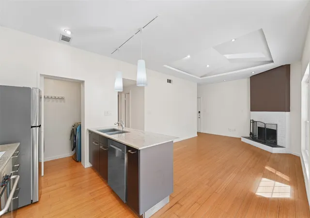 Photo 2 of Condo for sale at 7151 Gaston #406, Dallas, TX 75214 | MLS# 21342084 | Listing updated on 2026-08-27