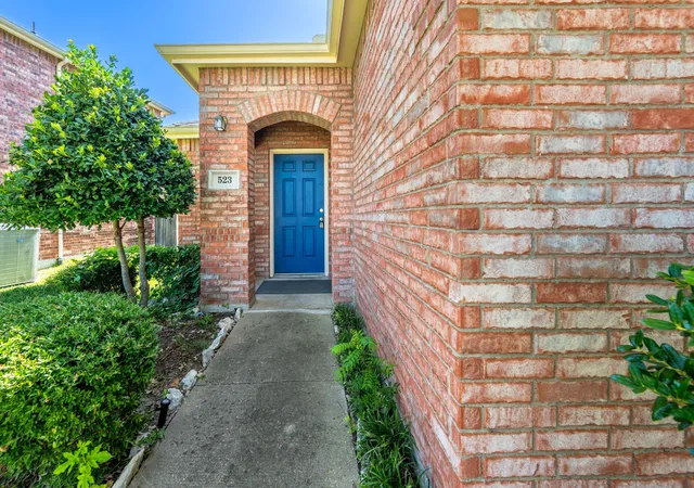 Photo 2 of Single family home for sale at 523 Pinto Ln, Forney, TX 75126 | MLS# 21362001 | Listing updated on 2026-09-02