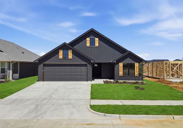 Photo 1 of Single family home for sale at 940 Huckleberry Ln, Tolar, TX 76476 | MLS# 21356720 | Listing updated on 2026-08-19