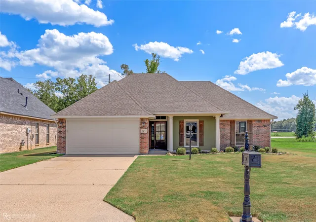 Photo 1 of Single family home for sale at 521 Brunswick Gdns, Haughton, LA 71037 | MLS# 21362705 | Listing updated on 2026-08-18