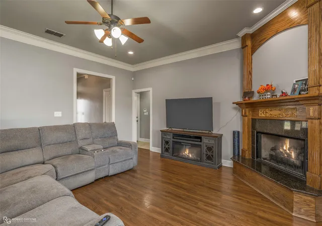Photo 3 of Single family home for sale at 521 Brunswick Gdns, Haughton, LA 71037 | MLS# 21362705 | Listing updated on 2026-08-18