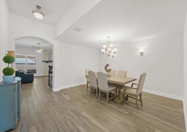 Photo 4 of Single family home for sale at 324 Roscoe Dr, Rockwall, TX 75087 | MLS# 21361651 | Listing updated on 2026-10-07